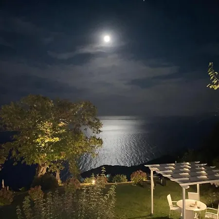 Maistra Ξενοδοχείο Τσαγκαράδα